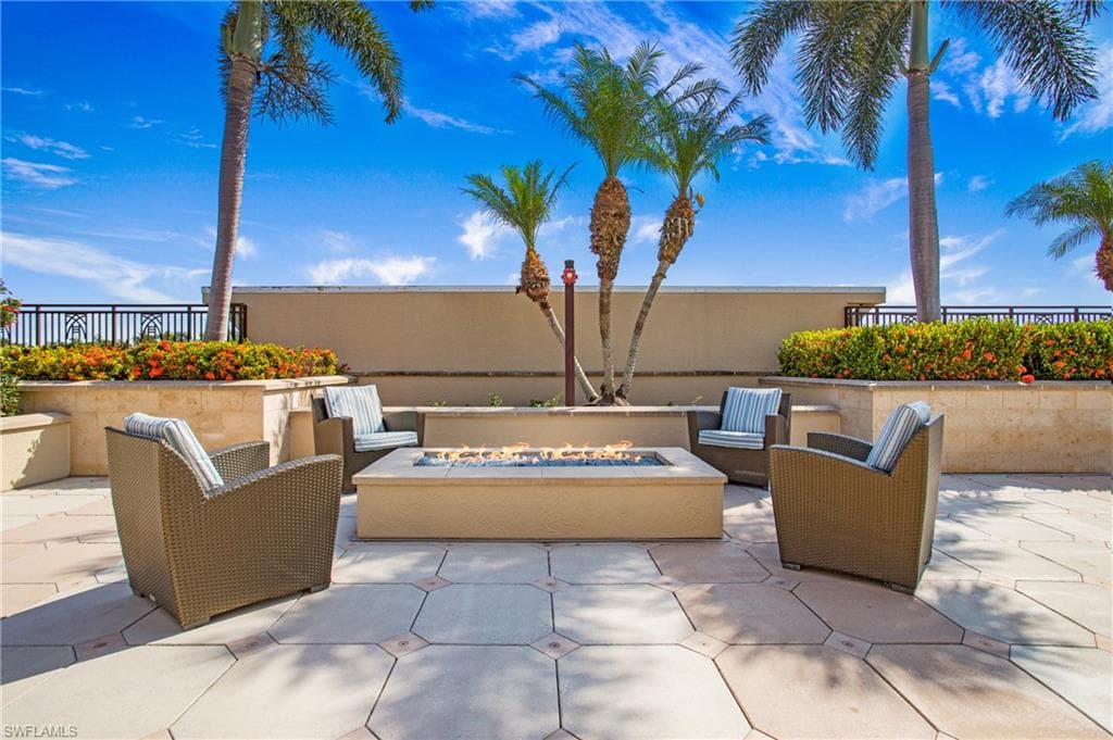 9123 Strada Pl 7307, Naples, FL 34108-39