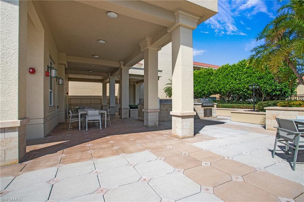 9123 Strada Pl 7307, Naples, FL 34108-49