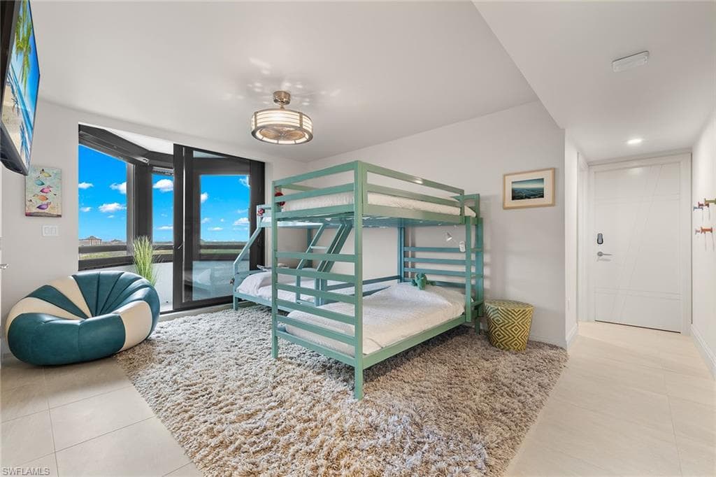 6075 Pelican Bay Blvd 906, Naples, FL 34108-23