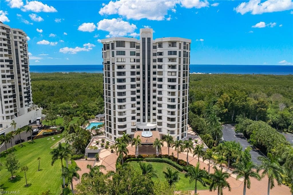 6075 Pelican Bay Blvd 906, Naples, FL 34108-32