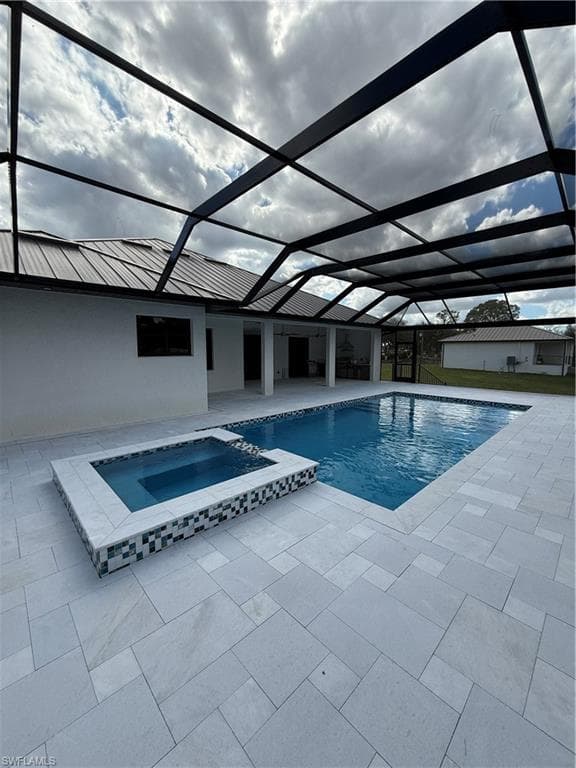 2343 Oil Well Rd, Naples, FL 34120-29
