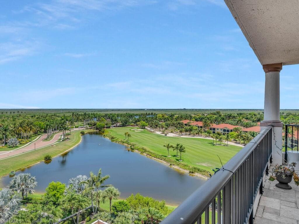 1060 Borghese Ln 701, Naples, FL 34114-18