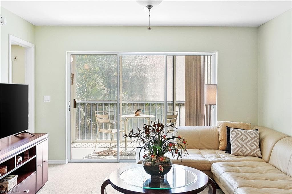 3011 Sandpiper Bay Cir C205, Naples, FL 34112-9