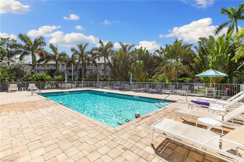 3011 Sandpiper Bay Cir C205, Naples, FL 34112-22