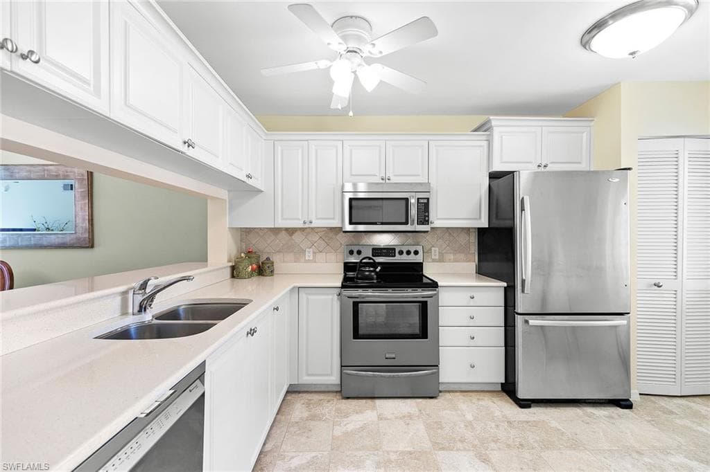 3011 Sandpiper Bay Cir C205, Naples, FL 34112-4