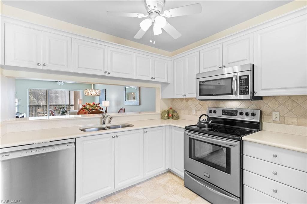 3011 Sandpiper Bay Cir C205, Naples, FL 34112-5
