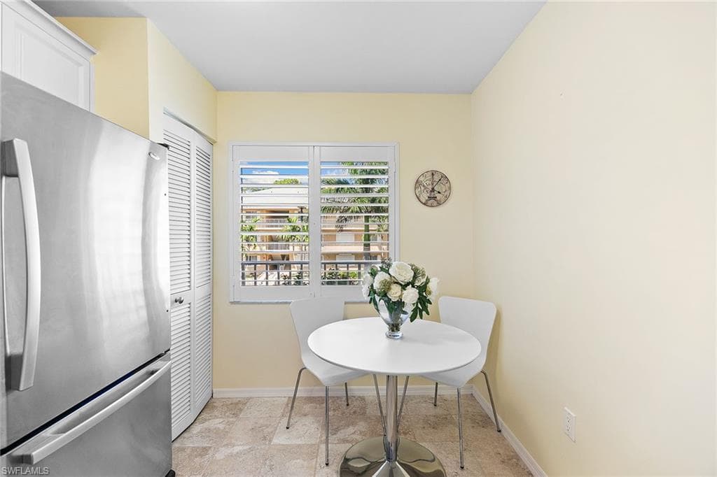 3011 Sandpiper Bay Cir C205, Naples, FL 34112-6