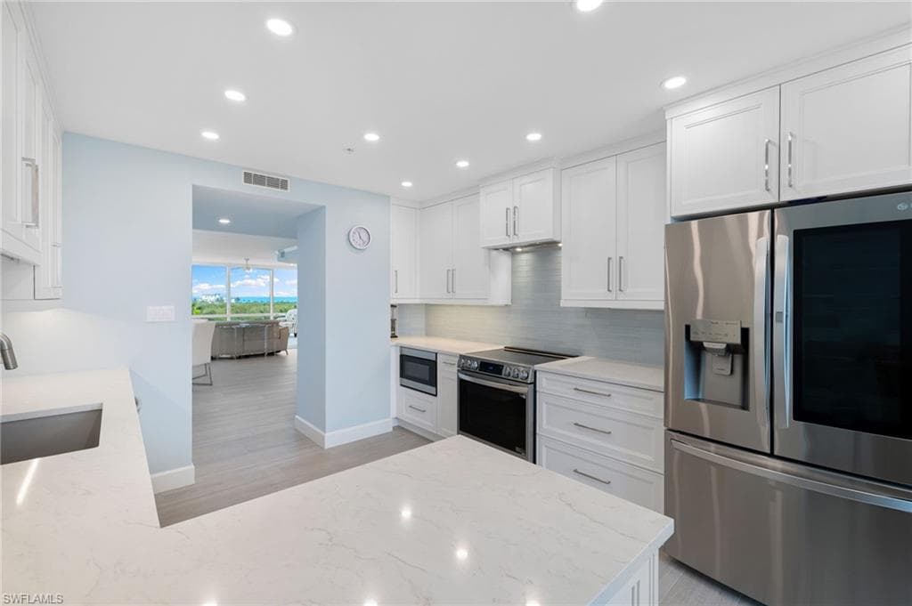7515 Pelican Bay Blvd 5a, Naples, FL 34108-9