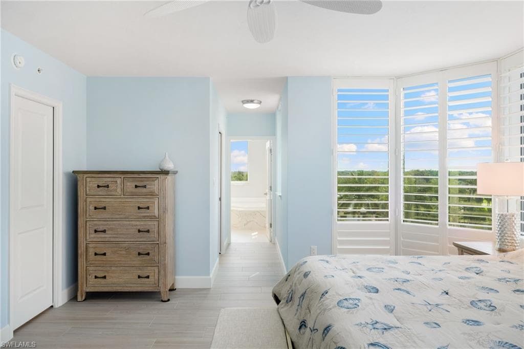 7515 Pelican Bay Blvd 5a, Naples, FL 34108-15