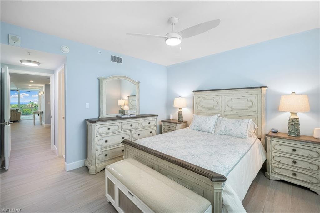 7515 Pelican Bay Blvd 5a, Naples, FL 34108-21
