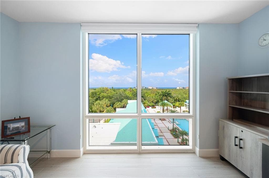 7515 Pelican Bay Blvd 5a, Naples, FL 34108-25