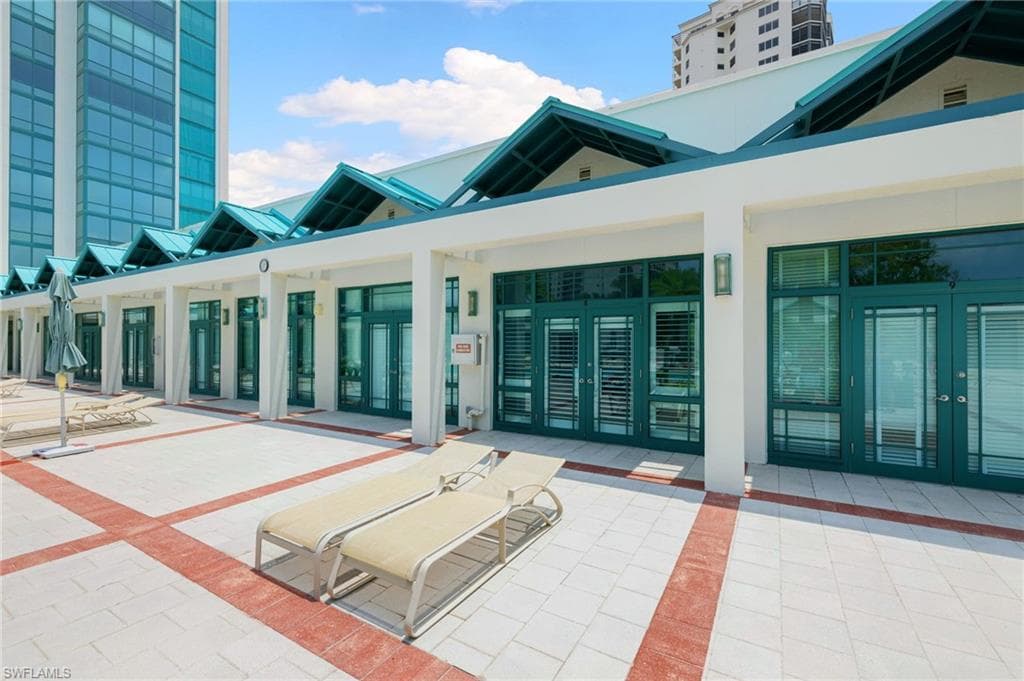 7515 Pelican Bay Blvd 5a, Naples, FL 34108-32
