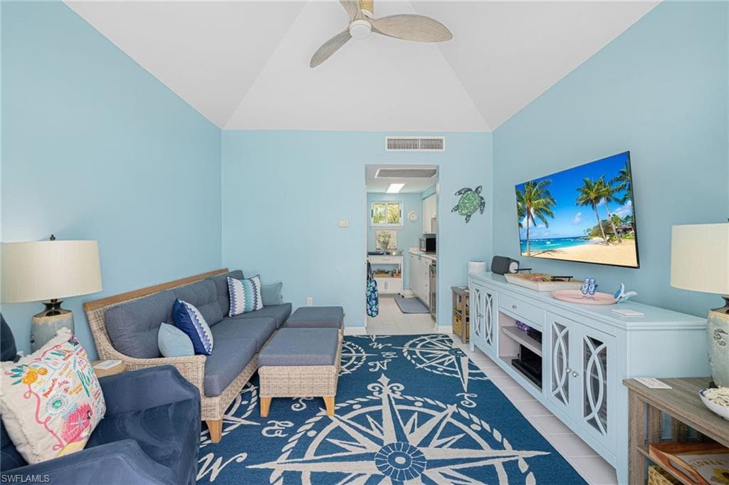 7515 Pelican Bay Blvd 5a, Naples, FL 34108-34