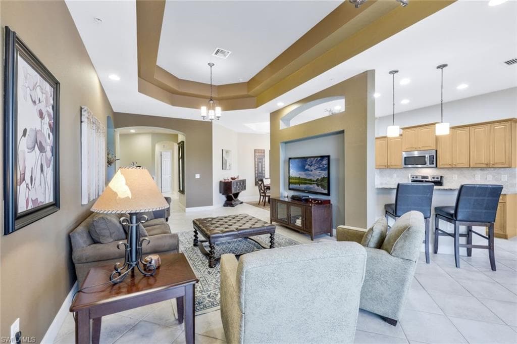 9537 Ironstone Ter 201, Naples, FL 34120-9