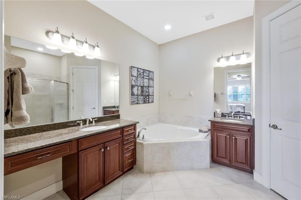 9537 Ironstone Ter 201, Naples, FL 34120-20