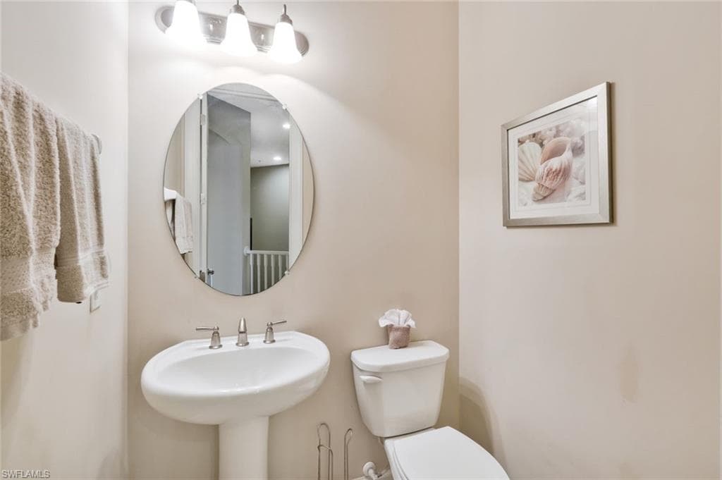 9537 Ironstone Ter 201, Naples, FL 34120-25