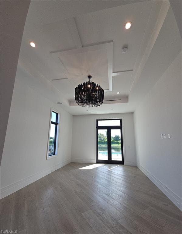 6704 Newport Rd, Naples, FL 34109-4