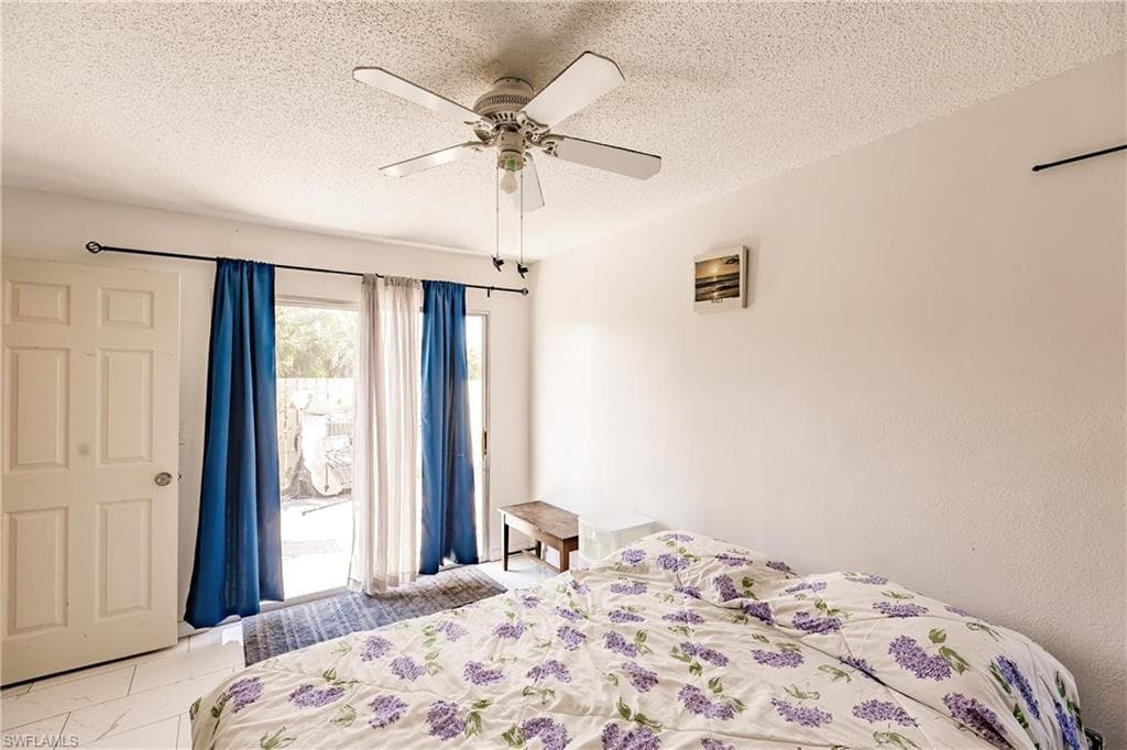 15572 Crystal Lake Dr, North Fort Myers, FL 33917-9