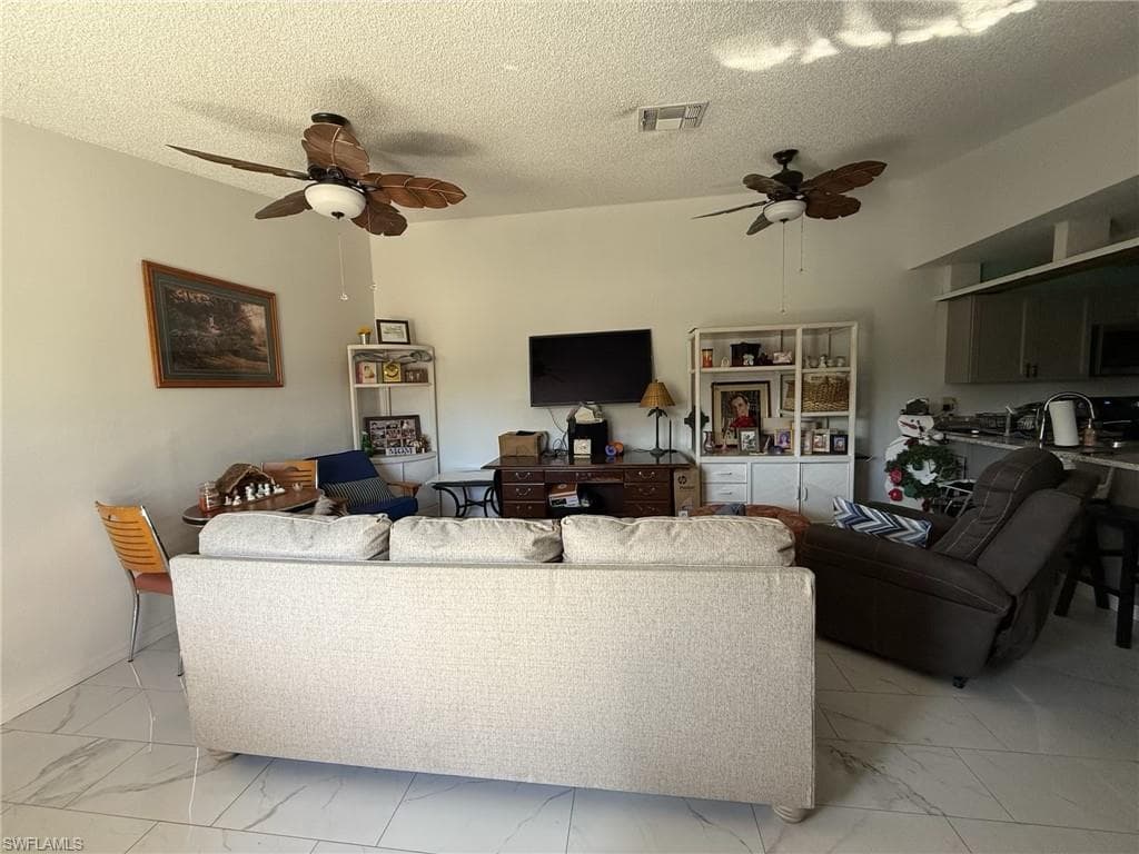 15572 Crystal Lake Dr, North Fort Myers, FL 33917-10