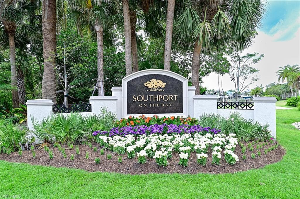 195 San Mateo Dr, Bonita Springs, FL 34134-8