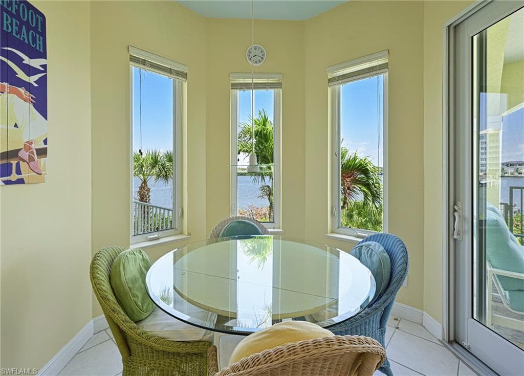 195 San Mateo Dr, Bonita Springs, FL 34134-18