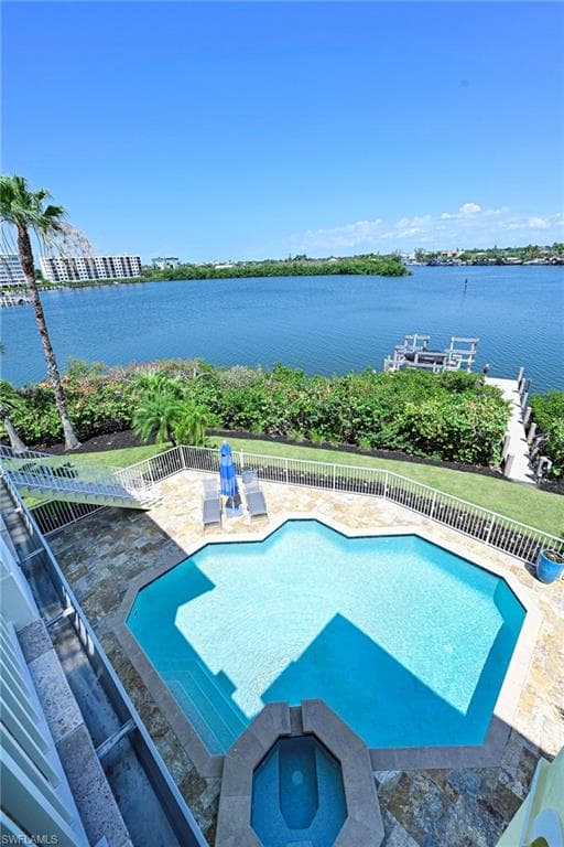 195 San Mateo Dr, Bonita Springs, FL 34134-34