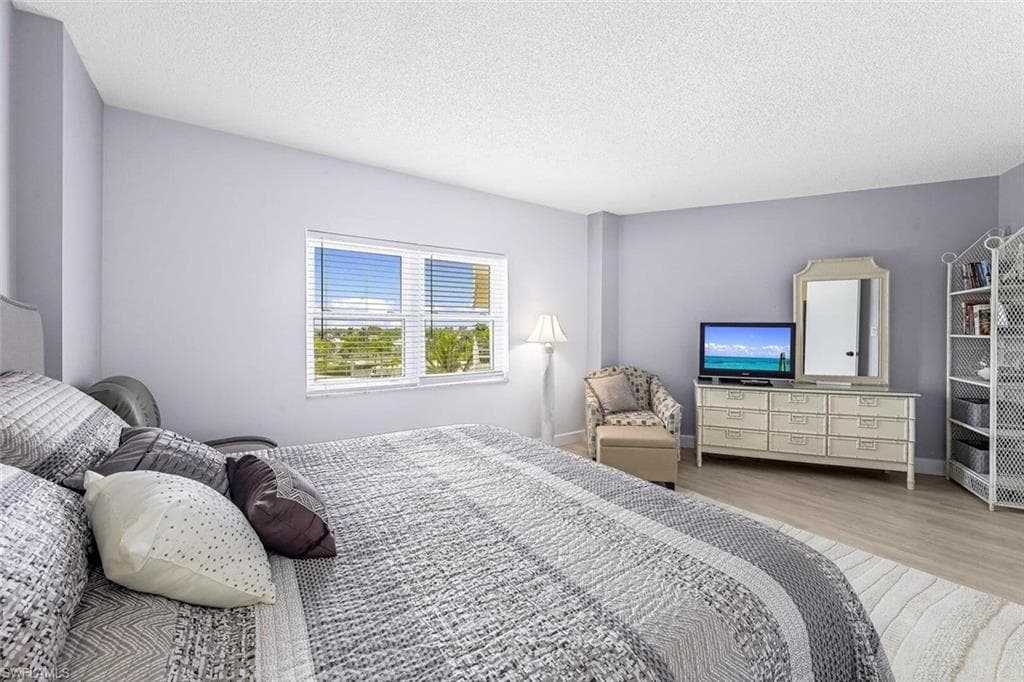 240 Seaview Ct 501, Marco Island, FL 34145-16