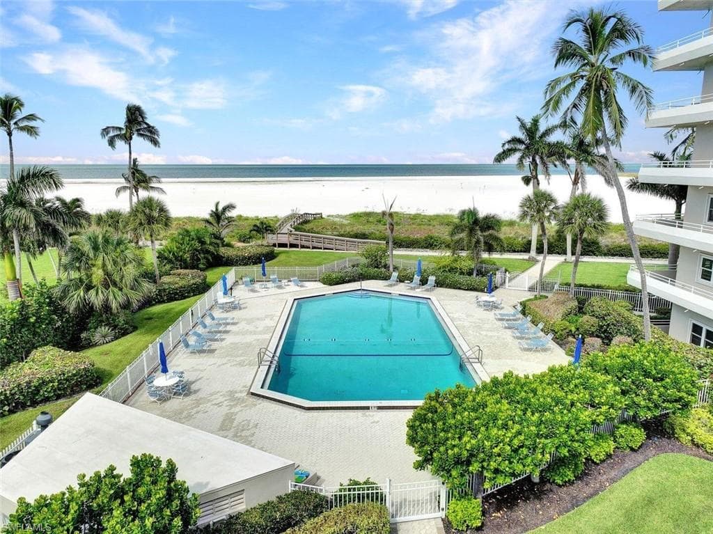 240 Seaview Ct 501, Marco Island, FL 34145-35