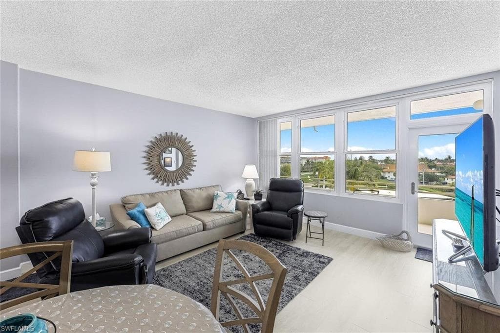 240 Seaview Ct 501, Marco Island, FL 34145-8