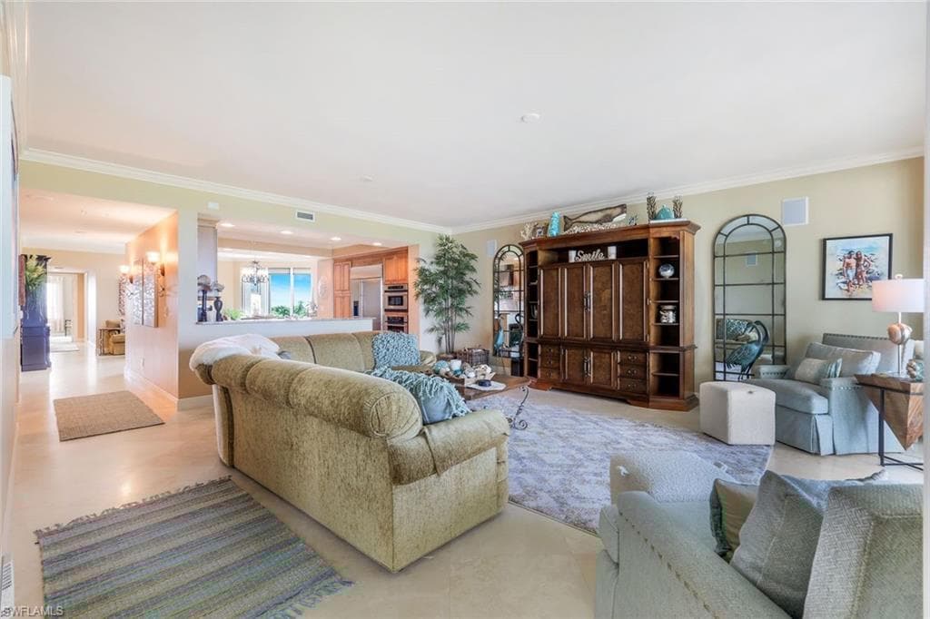 275 Indies Way 605, Naples, FL 34110-10