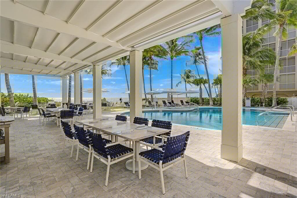 275 Indies Way 605, Naples, FL 34110-35