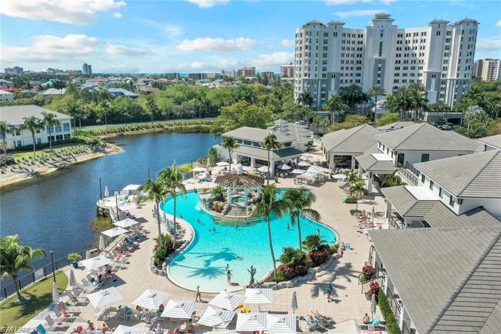 275 Indies Way 605, Naples, FL 34110-42