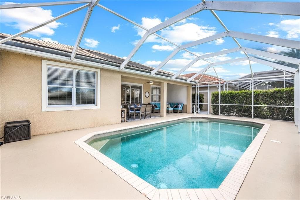 5576 Lago Villaggio Way, Naples, FL 34104-27
