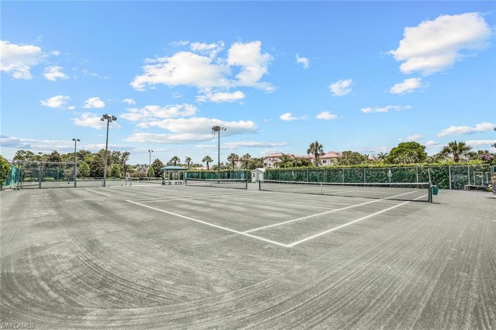 5576 Lago Villaggio Way, Naples, FL 34104-31