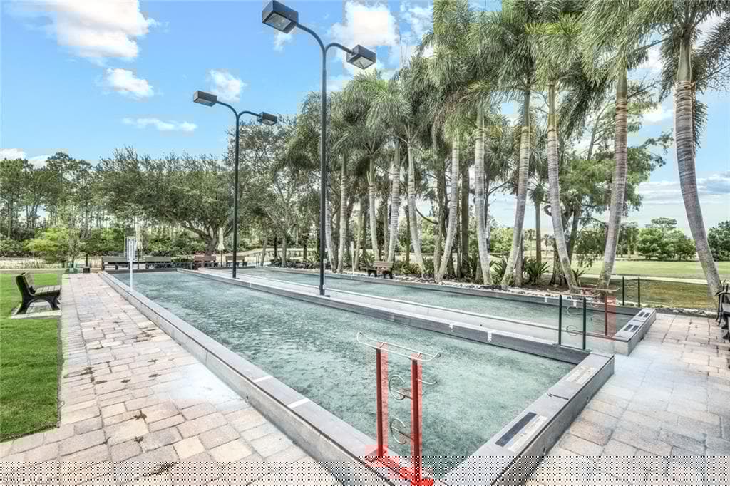 5576 Lago Villaggio Way, Naples, FL 34104-37