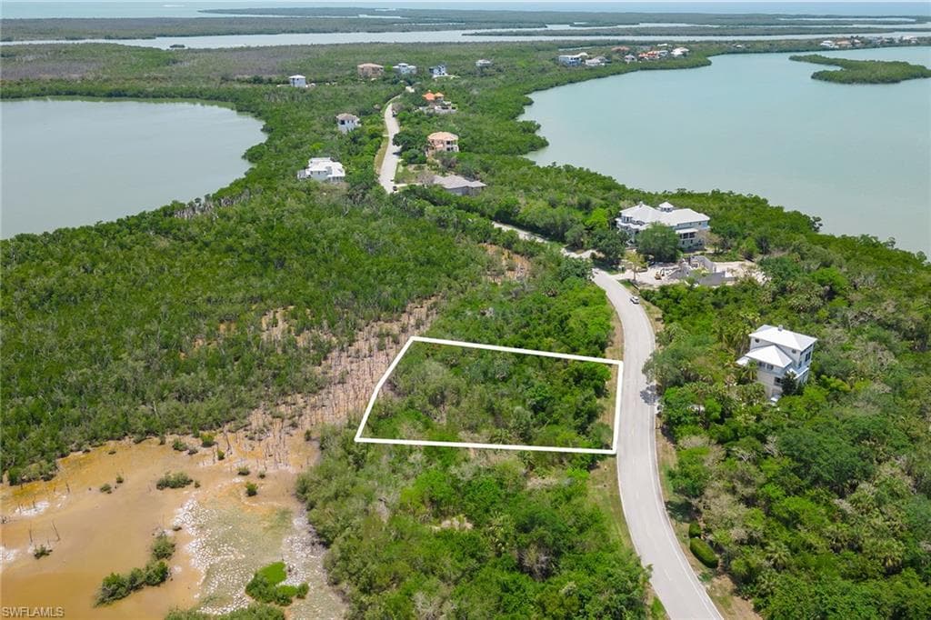 822 Whiskey Creek Dr, Marco Island, FL 34145-4