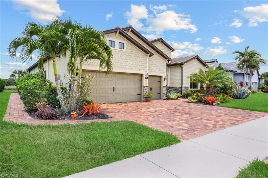 9335 Surfbird Ct, Naples, FL 34120-3