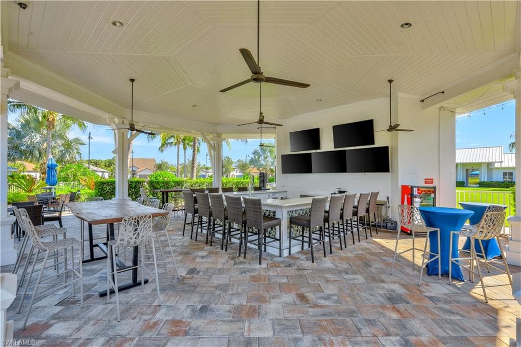 9335 Surfbird Ct, Naples, FL 34120-44
