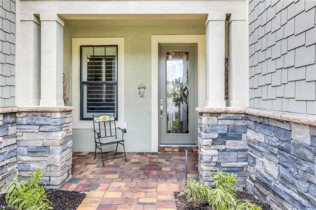 9335 Surfbird Ct, Naples, FL 34120-4