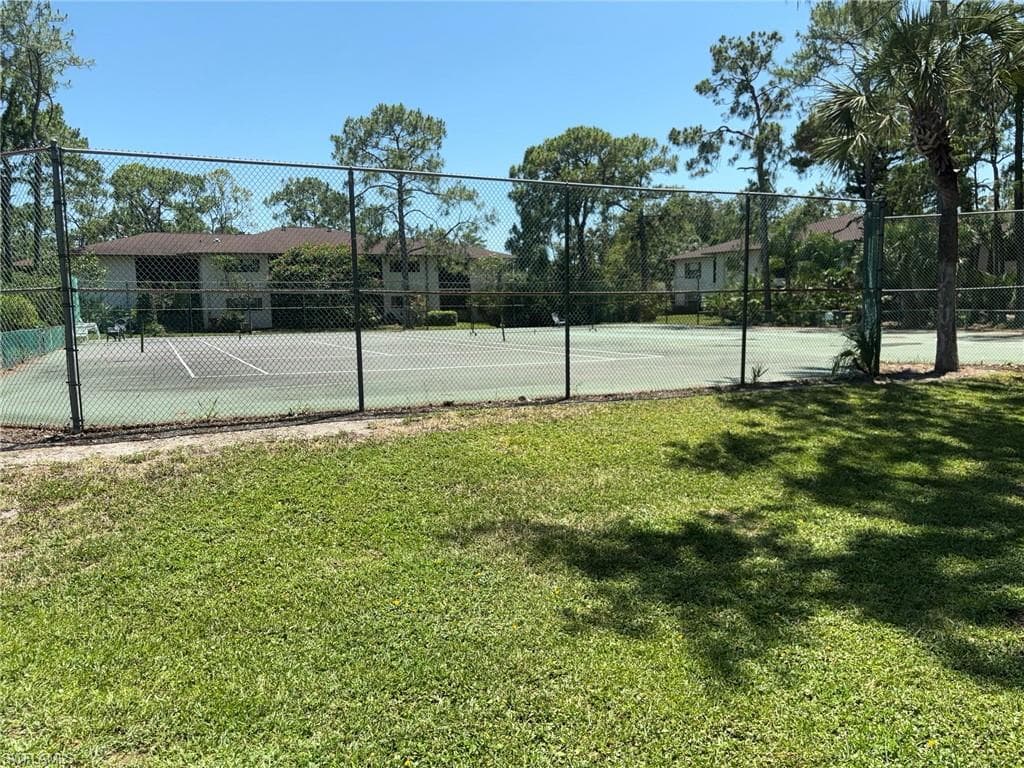 1915 Courtyard Way G102, Naples, FL 34112-17