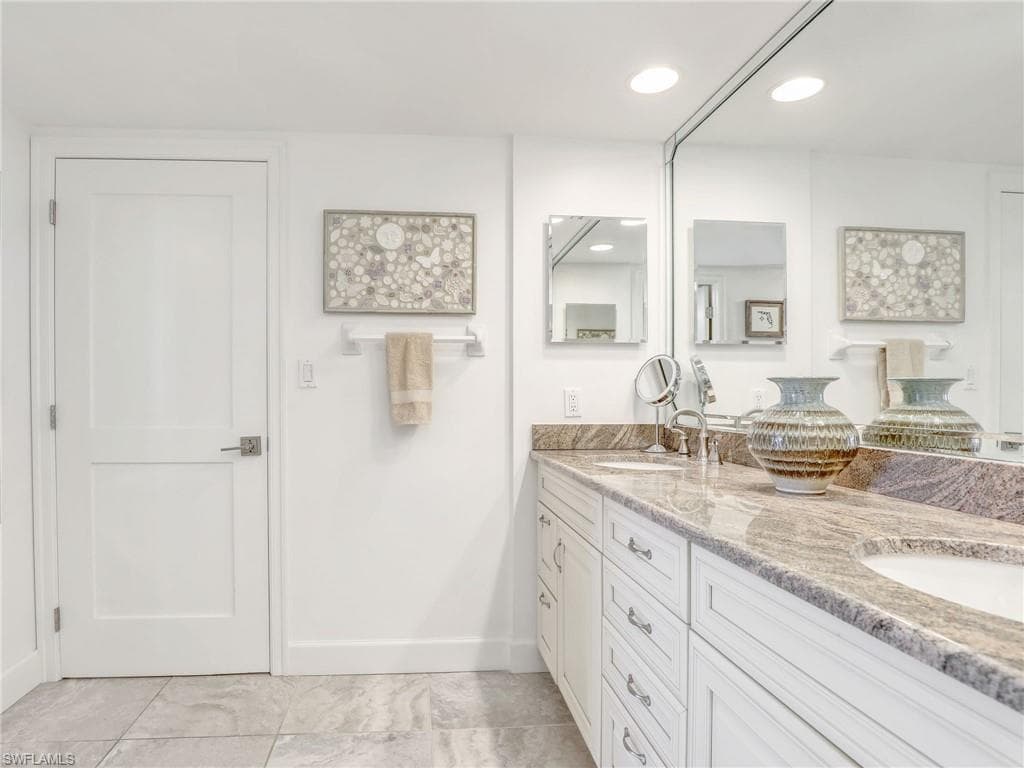 3215 Gulf Shore Blvd N 504n, Naples, FL 34103-19