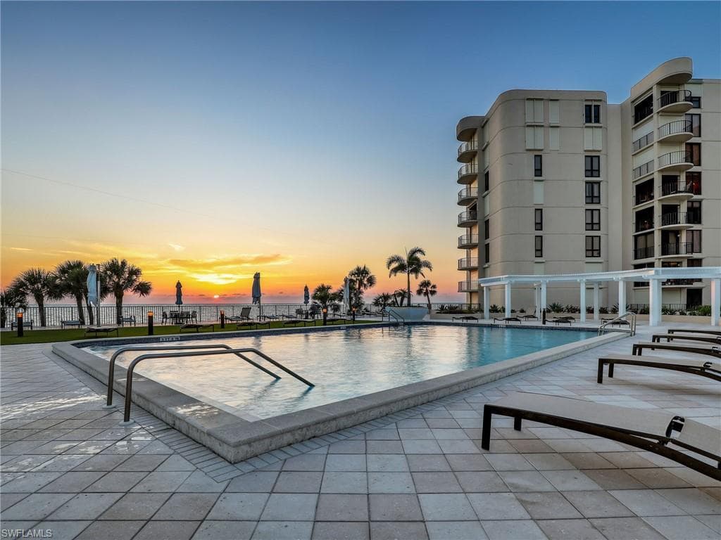 3215 Gulf Shore Blvd N 504n, Naples, FL 34103-24
