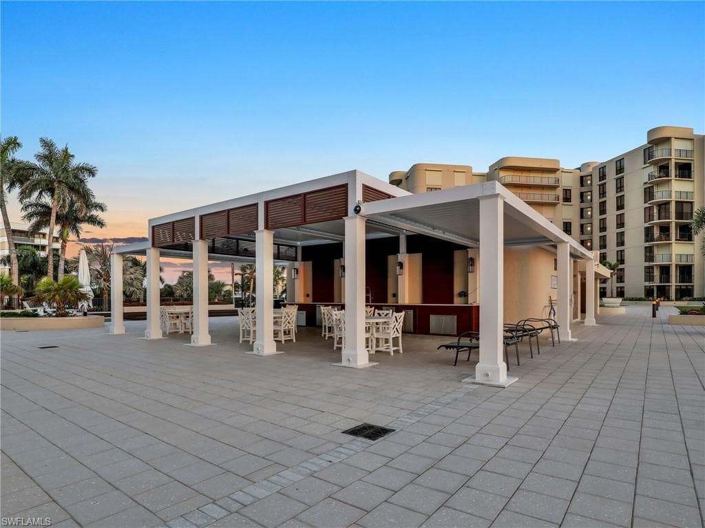 3215 Gulf Shore Blvd N 504n, Naples, FL 34103-36