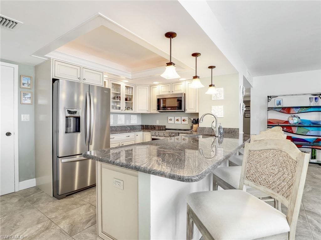 3215 Gulf Shore Blvd N 504n, Naples, FL 34103-6