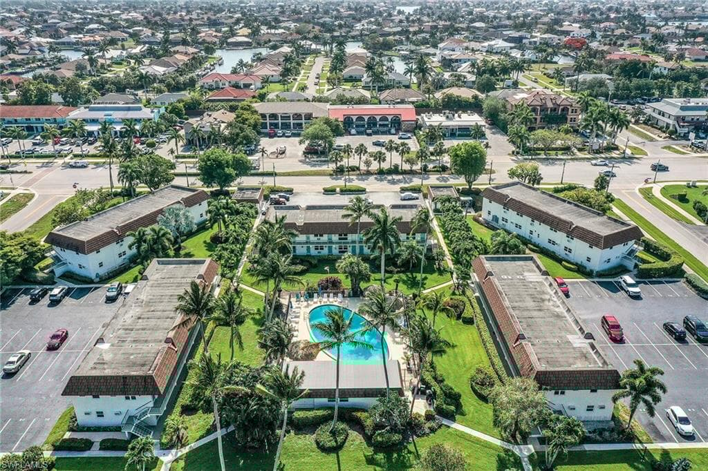 240 Collier Blvd H5, Marco Island, FL 34145-17