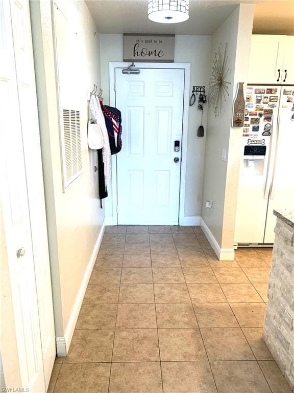 8224 Key Royal Cir 223, Naples, FL 34119-9