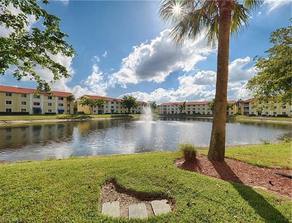 8224 Key Royal Cir 223, Naples, FL 34119-20