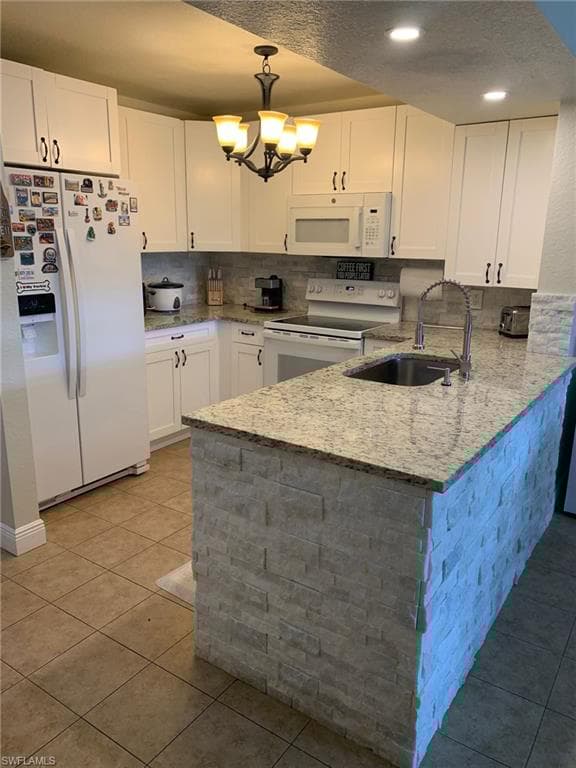 8224 Key Royal Cir 223, Naples, FL 34119-3