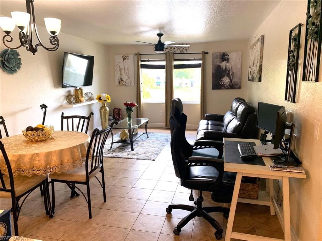 8224 Key Royal Cir 223, Naples, FL 34119-7
