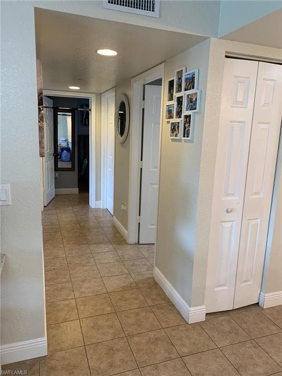 8224 Key Royal Cir 223, Naples, FL 34119-8